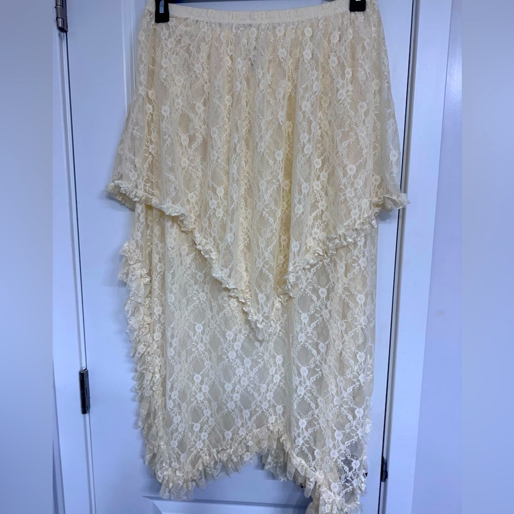 Elegant Cream Lace Skirt
